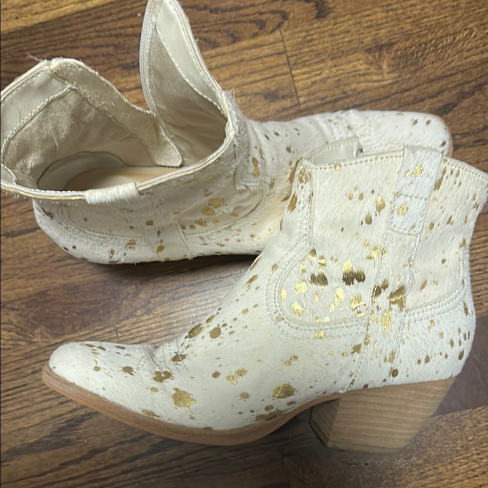 Dolce Vita White and Gold Ankle Booties